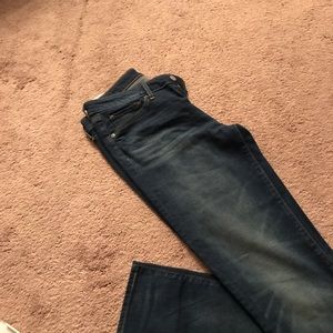 Brand New Levi’s 712 Slim W/o tags